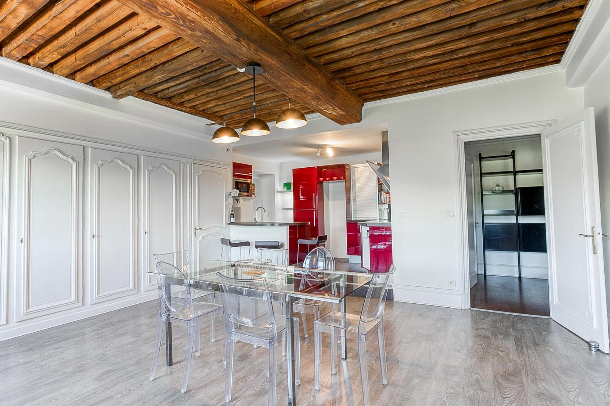 Sejourner Au Chateau De La Roue Grand Appartement Lissieu Екстер'єр фото