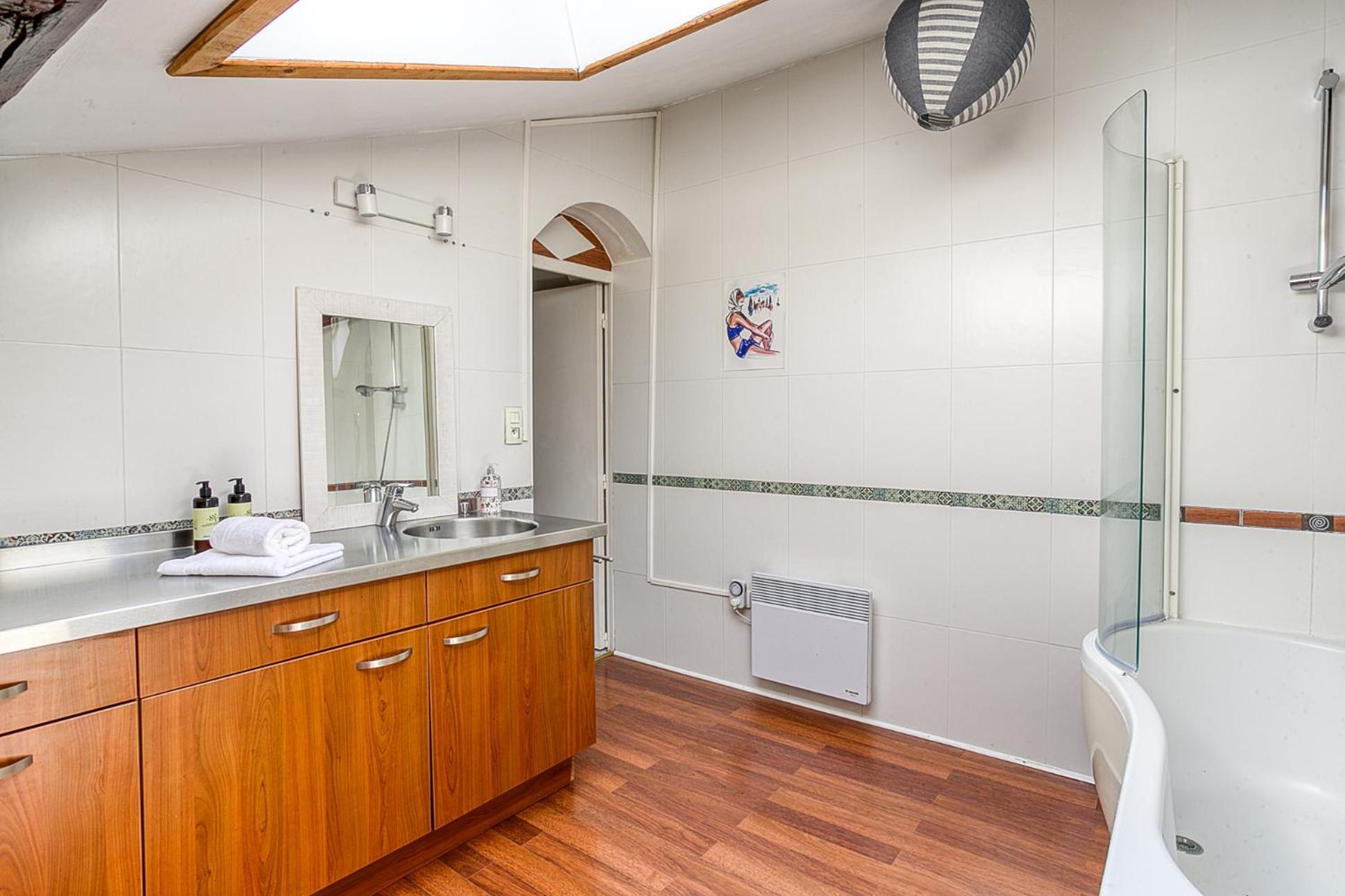 Sejourner Au Chateau De La Roue Grand Appartement Lissieu Екстер'єр фото